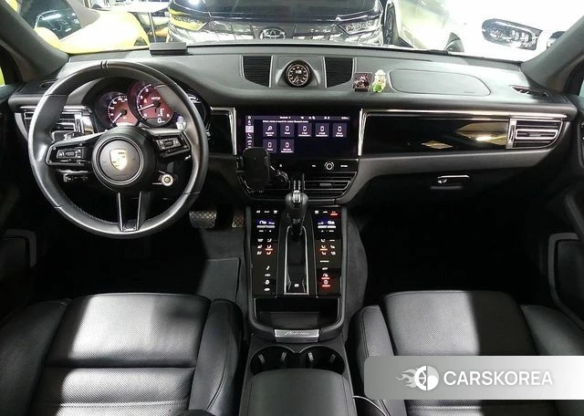 Porsche Macan 2022 Цвет галактики из Кореи, фото 2