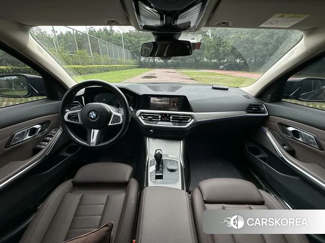 BMW 3 series 2021 Черный из Китая, фото 2