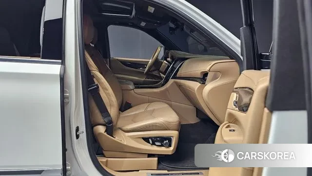 Cadillac Escalade 5th Generation 2020 Белый из Кореи, фото 2