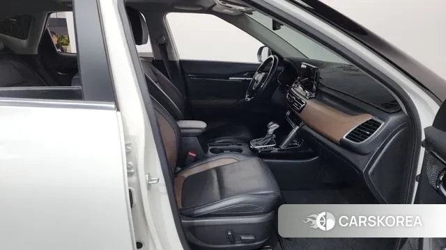 Kia Seltos 2019 Белый из Кореи, фото 2