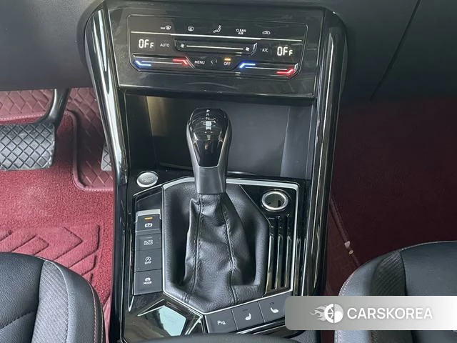 Volkswagen Tanyue 2022 Темно-серый из Китая, фото 2