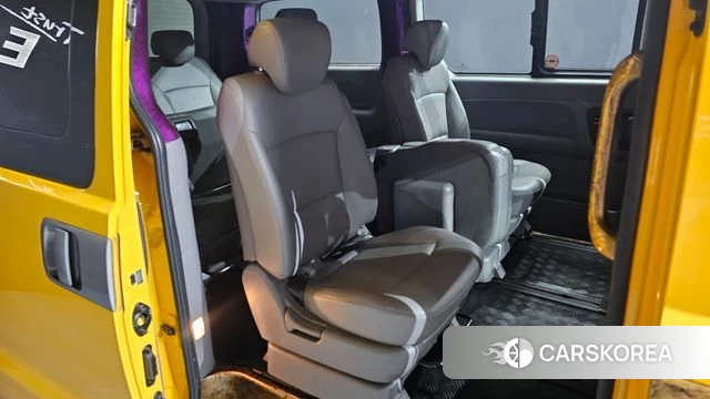 Hyundai The New Grand Starex 2018 Желтый из Кореи, фото 2