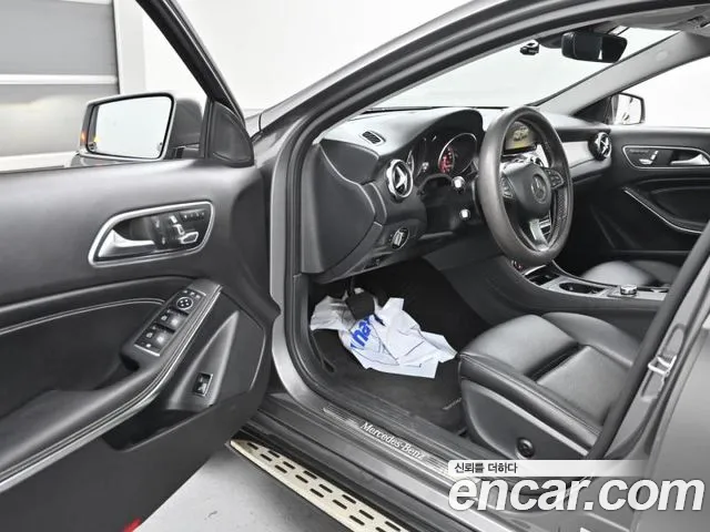 Mercedes-Benz GLA-Class X156 2018 Серый из Кореи, фото 2