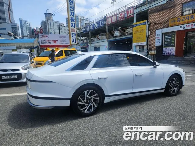 Hyundai Grandeur (GN7) 2023 Белый двухцветный из Кореи, фото 2