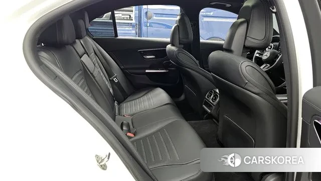 Mercedes-Benz C-Class W206 2023 Белый из Кореи, фото 2