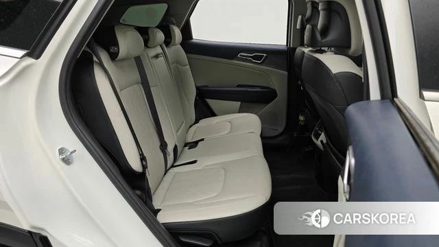 Kia Sportage 5th Generation 2022 Белый из Кореи, фото 2