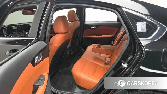 Kia The New K3 2nd generation 2022 Черный из Кореи, фото 2