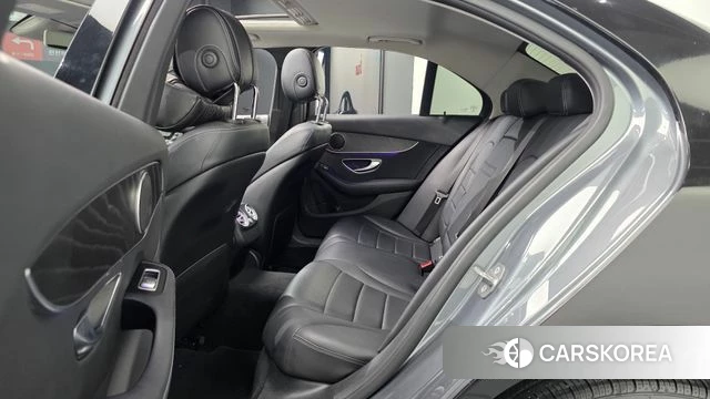 Mercedes-Benz C-Class W205 2019 Черный из Кореи, фото 2