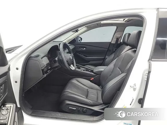 Honda Accord 11th Generation 2023 Белый из Кореи, фото 2