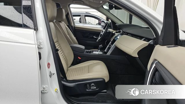 Land Rover Discovery Sports 2nd Generation 2021 Белый из Кореи, фото 2