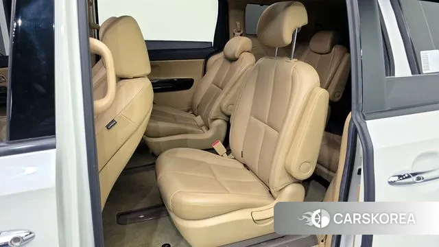 Kia The New Carnival 2019 Белый из Кореи, фото 2