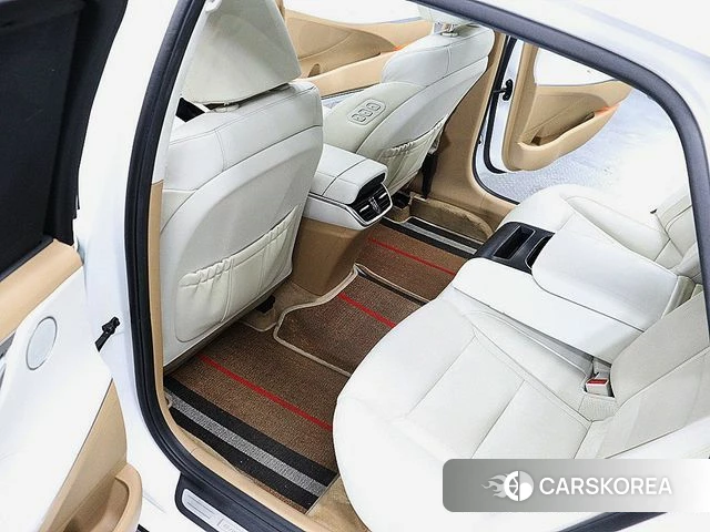 Hyundai The New Grandeur IG Hybrid 2019 Белый из Кореи, фото 2