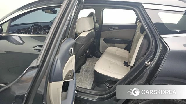 Kia Sportage 5th Generation Hybrid 2022 Серый из Кореи, фото 2