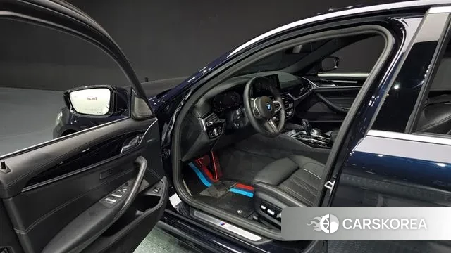 BMW 5 Series (G30) 2020 Синий из Кореи, фото 2