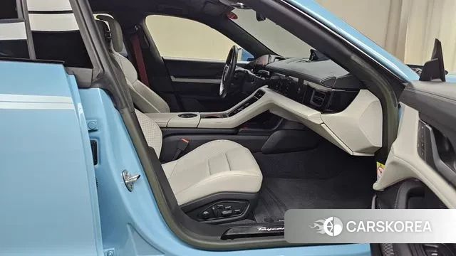 Porsche Taycan 2023 Синий из Кореи, фото 2