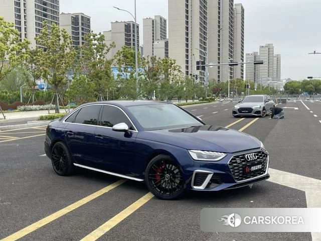 Audi S4 2022 Синий из Китая, фото 2