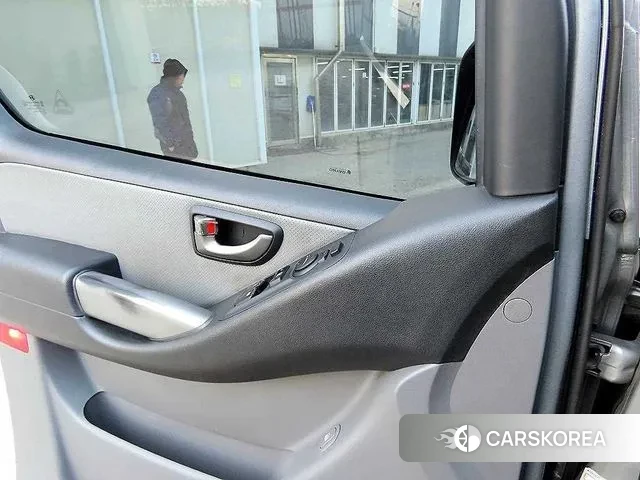 Hyundai The New Grand Starex 2019 Серебряный из Кореи, фото 2