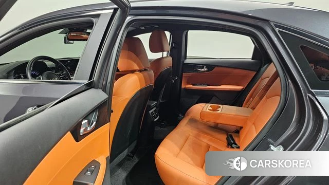 Kia The New K3 2nd generation 2021 Серый из Кореи, фото 2