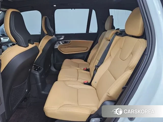 Volvo XC90 second Generation 2024 Белый из Кореи, фото 2