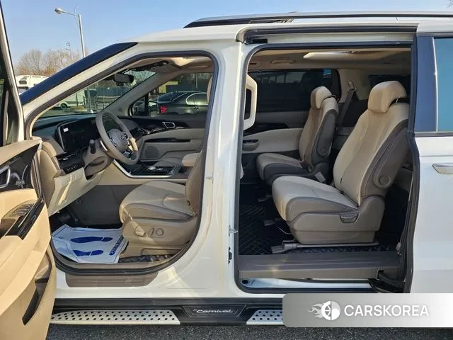 Kia Carnival 4th generation 2021 Белый из Кореи, фото 2