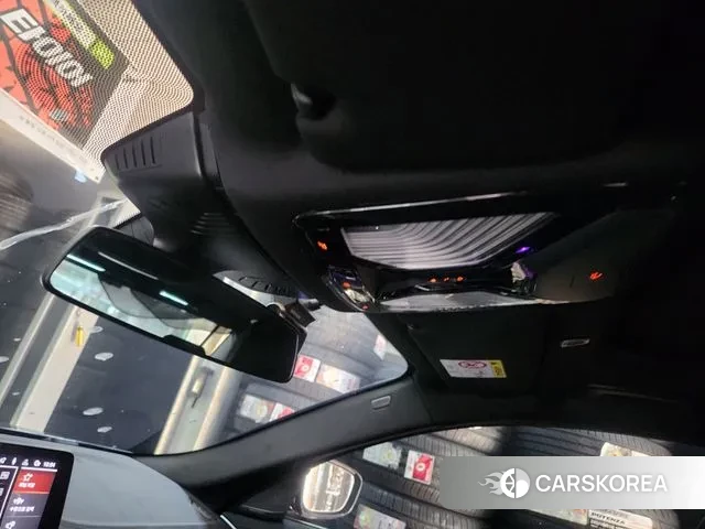 BMW 5 Series (G30) 2022 Черный из Кореи, фото 2