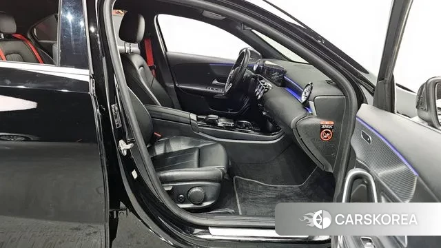 Mercedes-Benz A-Class W177 2021 Черный из Кореи, фото 2