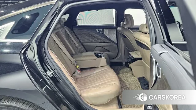 Kia K8 Hybrid 2023 Черный из Кореи, фото 2