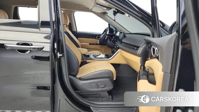 Kia Carnival 4th generation 2022 Черный из Кореи, фото 2