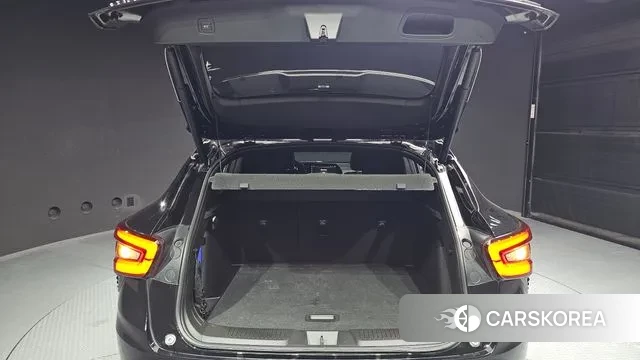 Chevrolet (GM Daewoo) Trax Crossover 2024 Черный из Кореи, фото 2