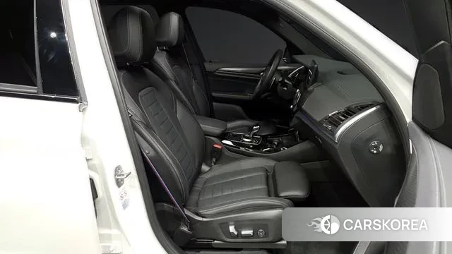 BMW X3 (G01) 2022 Белый из Кореи, фото 2