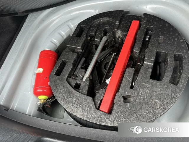 Volkswagen Lavida 2023 Белый из Китая, фото 2