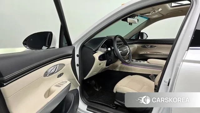 Genesis GV70 2021 Белый из Кореи, фото 2