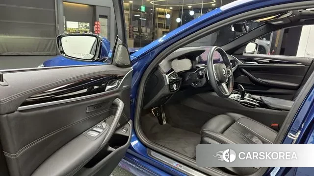 BMW 5 Series (G30) 2020 Синий из Кореи, фото 2