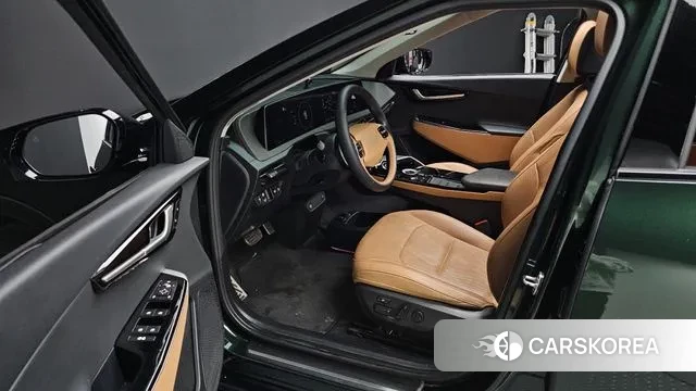 Kia EV6 2023 Темно-зеленый из Кореи, фото 2