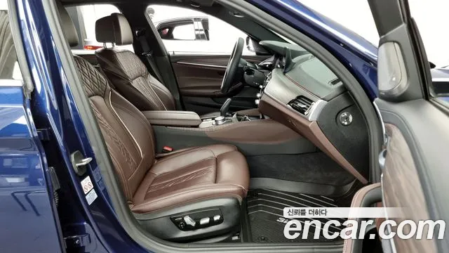 BMW 5 Series (G30) id 2754654 из Кореи 2