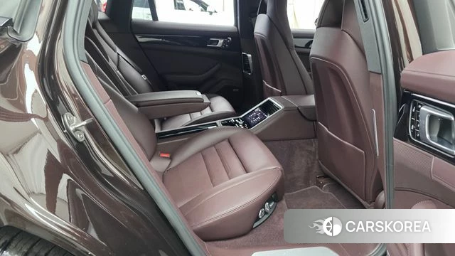 Porsche Panamera (971) 2020 Коричневый из Кореи, фото 2