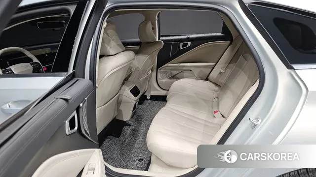 Kia The New K8 Hybrid 2024 Серебристо-серый из Кореи, фото 2