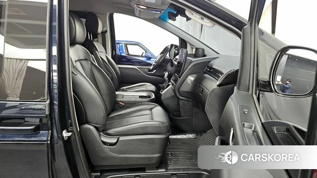 Hyundai Staria 2022 Синий из Кореи, фото 2