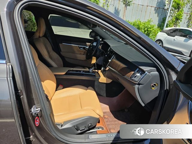 Volvo S90 2021 Серый из Кореи, фото 2