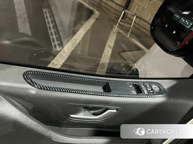 Hyundai Staria 2024 Белый из Кореи, фото 2