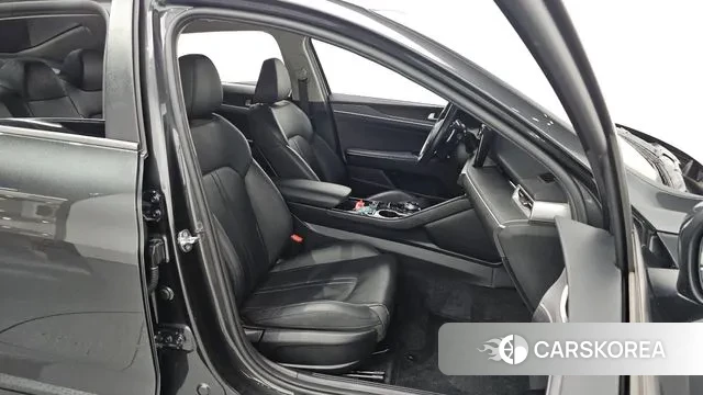 Kia K5 3rd generation 2022 Серый из Кореи, фото 2