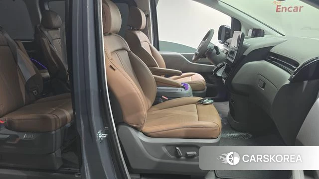 Hyundai Staria 2025 Серый из Кореи, фото 2