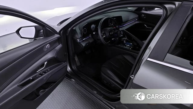 Hyundai The New Avante (CN7) 2023 Серый из Кореи, фото 2