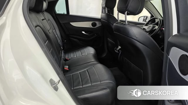 Mercedes-Benz GLC-Class X253 2018 Белый из Кореи, фото 2
