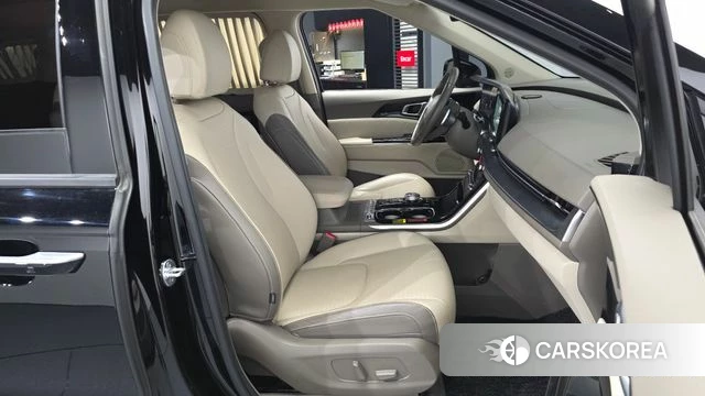 Kia Carnival 4th generation 2022 Черный из Кореи, фото 2