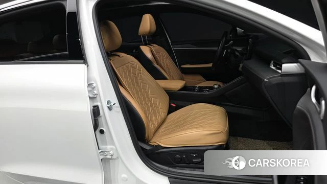 Kia K5 3rd generation 2023 Белый из Кореи, фото 2