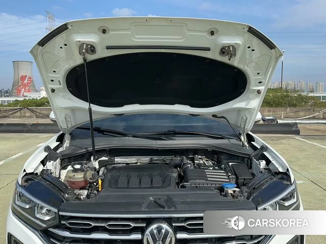 Volkswagen Tanyue 2022 Белый из Китая, фото 2