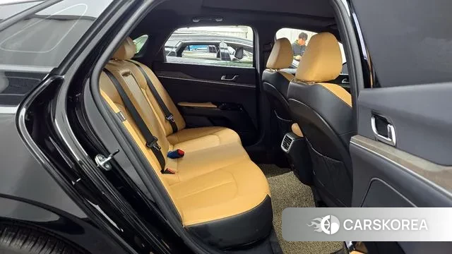 Kia K5 3rd generation 2023 Черный из Кореи, фото 2