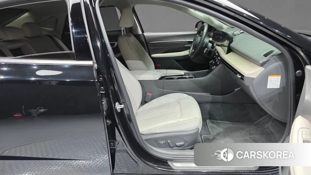 Hyundai Sonata D Edge Hybrid (DN8) 2023 Черный из Кореи, фото 2