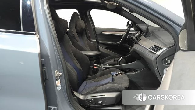 BMW X2 (F39) 2021 Серый из Кореи, фото 2